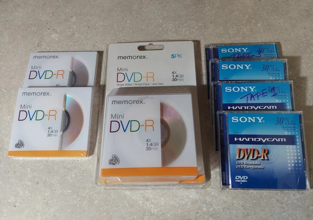 Lot of 7 Memorex Mini DVD-R Blank Discs 1.4GB 30 Min Sealed + 4 Sony Empty Cases